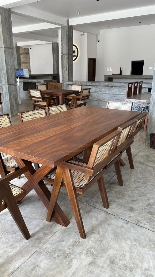 Hotel Ami Mirissa