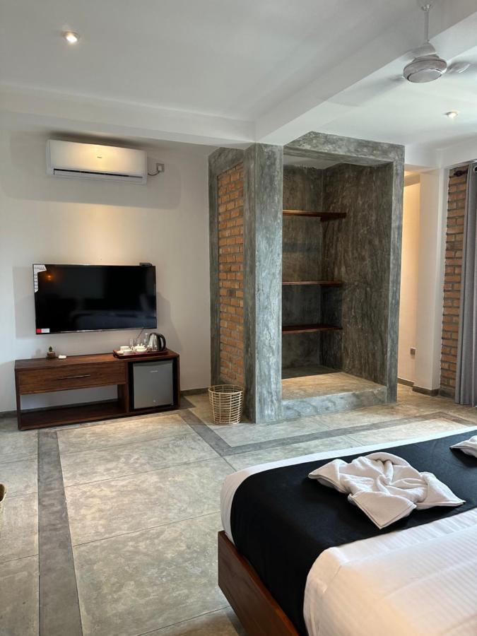Hotel Ami Mirissa