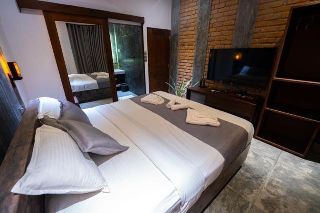 Ami Hotel Mirissa