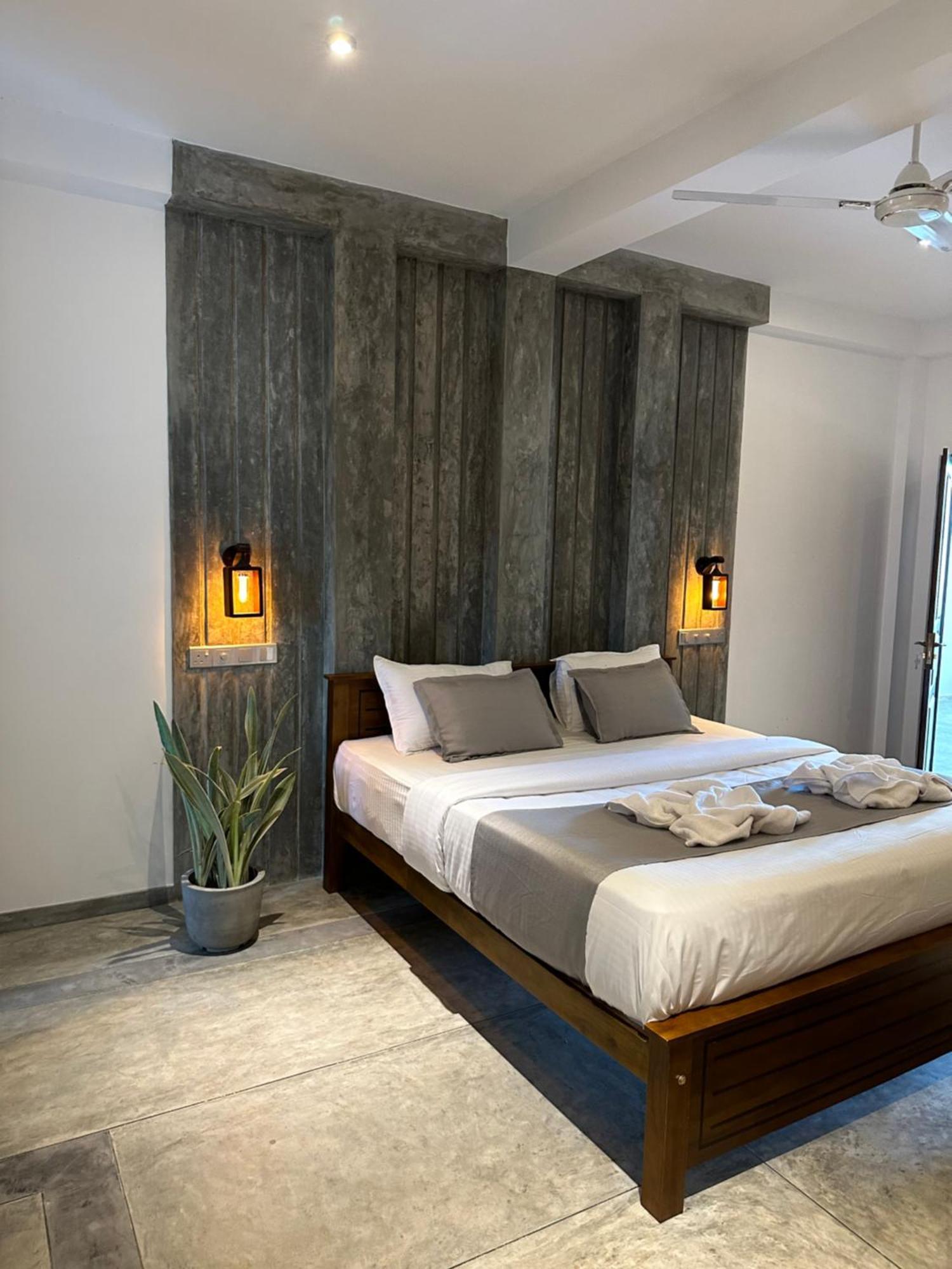 Ami Hotel