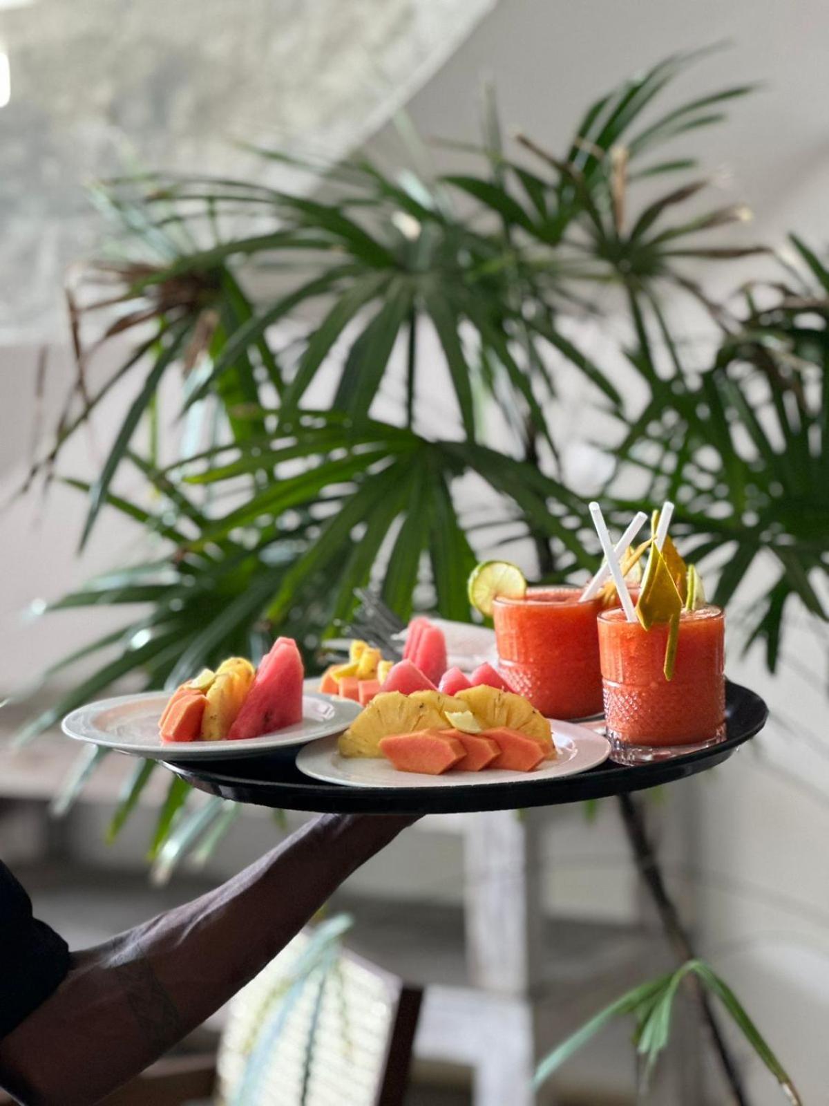 Ami Hotel Mirissa